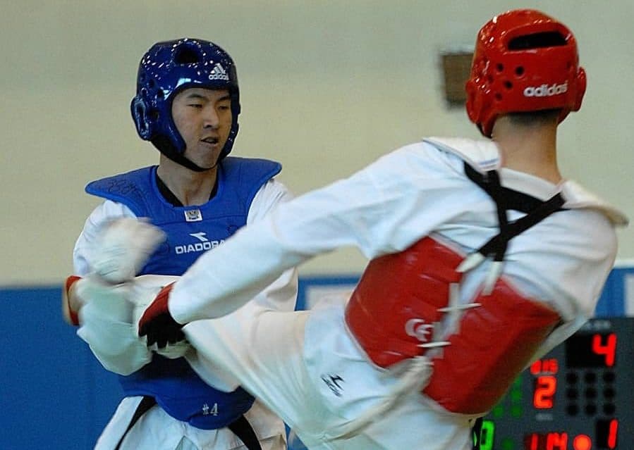 Tusah Taekwondo WTF Foot Competition Sparring Gear Set w/ Mouthguard New 