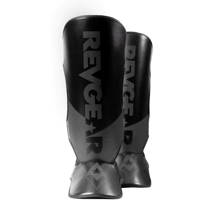 Revgear shin guards offer protection for Muay Thai, kick boxing and mixed martial arts trainings. These shin guards offer more protection thanks to their double pad and generally lighter weight for a heavy duty protection. This shin guard is the perfect protective equipment.